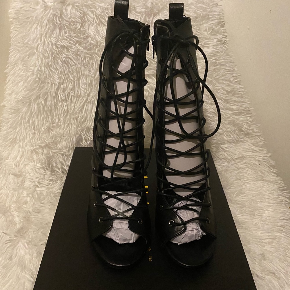 Lace Up Chunky Heel Bootie Size 8